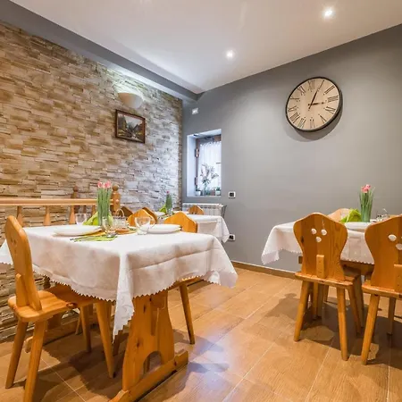 Goscinne Ava Gliczarów