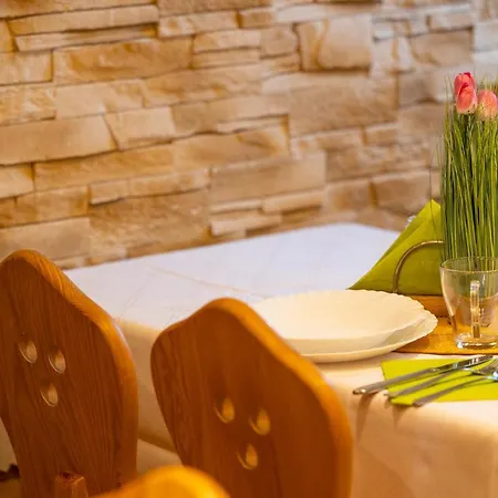 Goscinne Ava Farmház Gliczarów