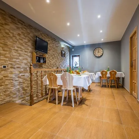 Goscinne Ava Farmház